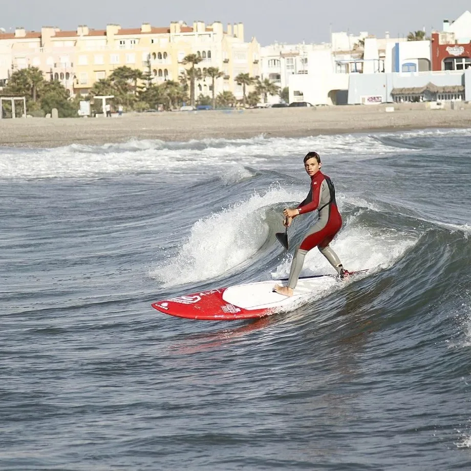 Paddle surf en el Club de Playa de Almerimar